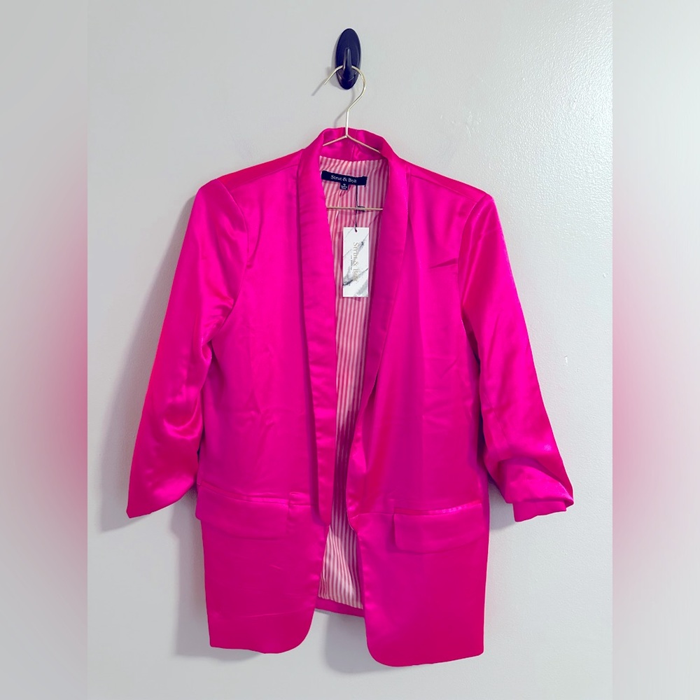 Strut & Bolt Hot Pink Blazer size Small. New with tag